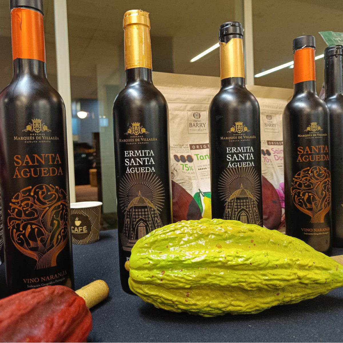 Marqués de Villalúa Santa Agueda Vino de Naranja Caja 06 ud - Imagen 4